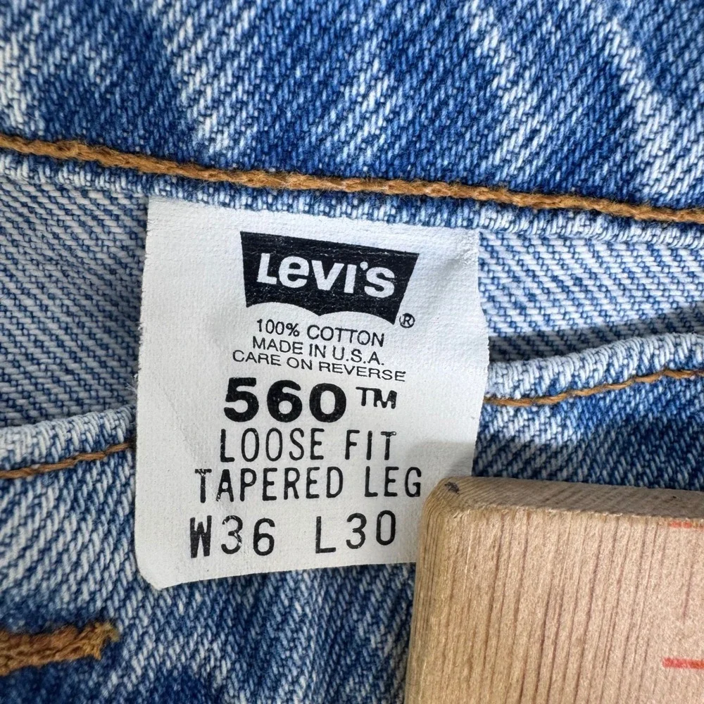 Vintage 1997 Levis 560 Orange Tab Jeans 36x30 Made in USA Loose Fit
